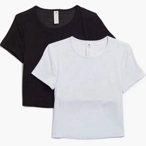 Black and White Short Sleeve Crop T-Shirts